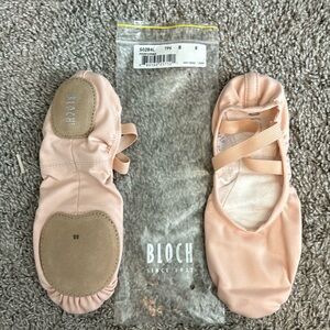 Bloch ballet slippers pink